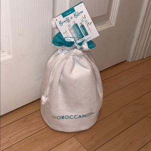 MOROCCAN OIL BEAUTY IN BLOOM SET! NWT!